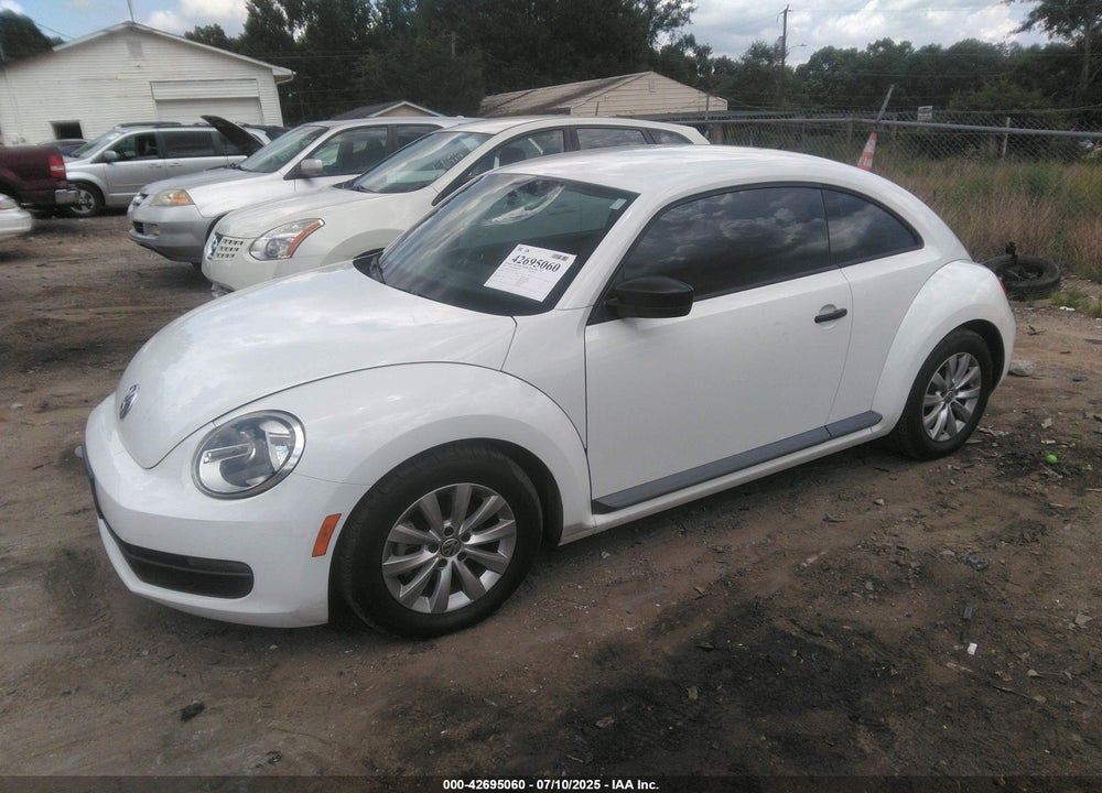 2015 VOLKSWAGEN BEETLE VIN: 3VWF17AT5FM605398