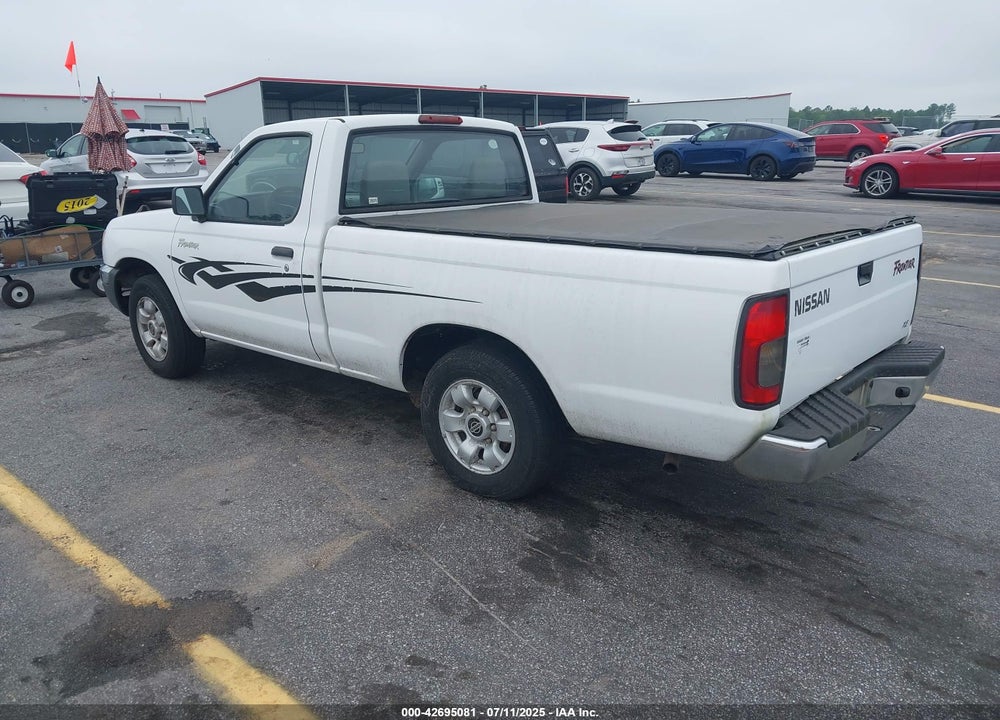 2000 NISSAN FRONTIER XE VIN: 1N6DD21S5YC305132