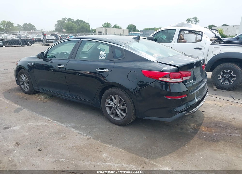 2019 KIA OPTIMA VIN: 5XXGT4L35KG345710