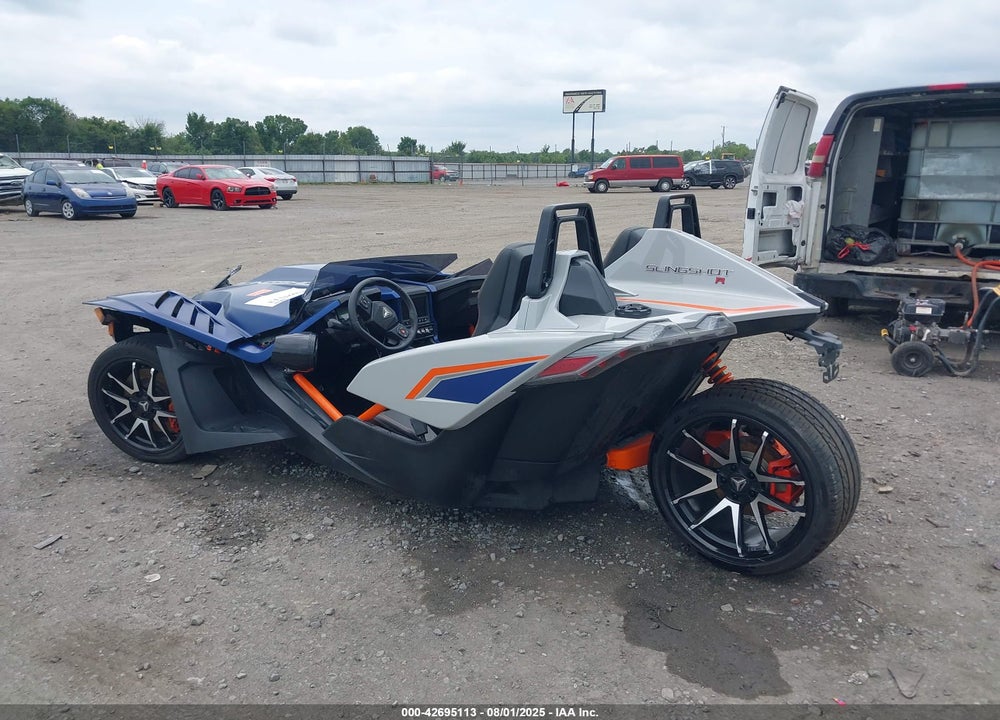 2022 POLARIS SLINGSHOT VIN: 57XAARHB2N8149845
