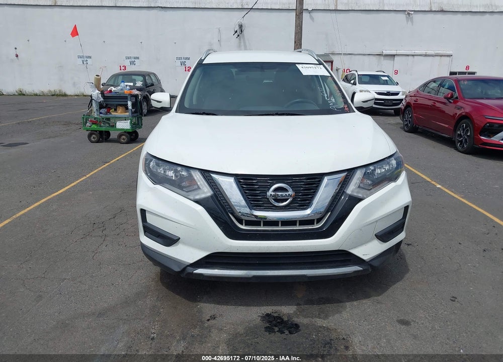 2017 NISSAN ROGUE SV VIN: KNMAT2MV5HP565974
