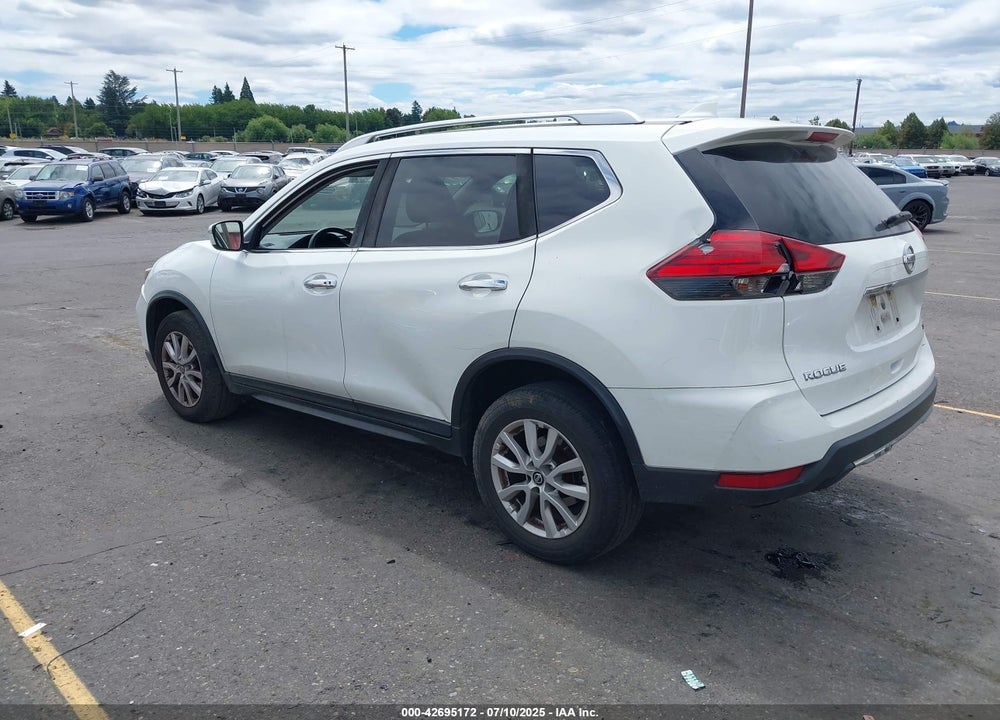 2017 NISSAN ROGUE SV VIN: KNMAT2MV5HP565974