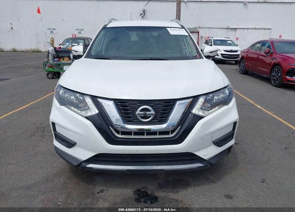 2017 NISSAN ROGUE SV VIN: KNMAT2MV5HP565974
