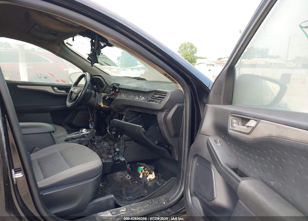 2020 FORD ESCAPE VIN: 1FMCU0G69LUB06161