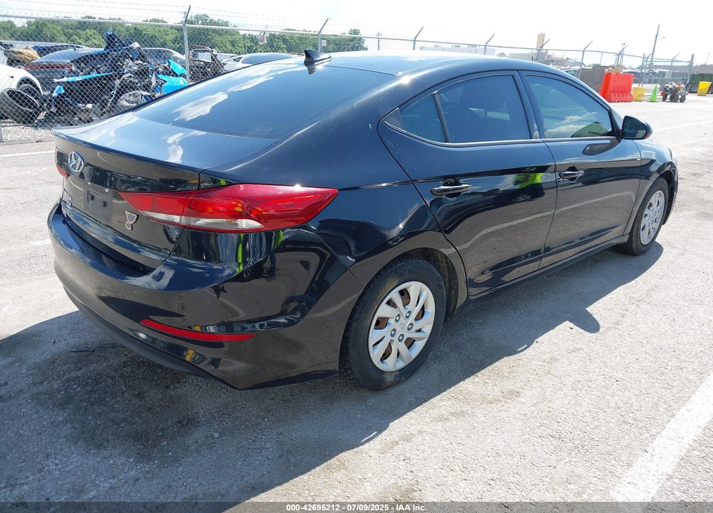 2017 HYUNDAI ELANTRA VIN: 5NPD74LF5HH179817
