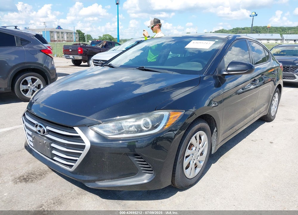 2017 HYUNDAI ELANTRA VIN: 5NPD74LF5HH179817
