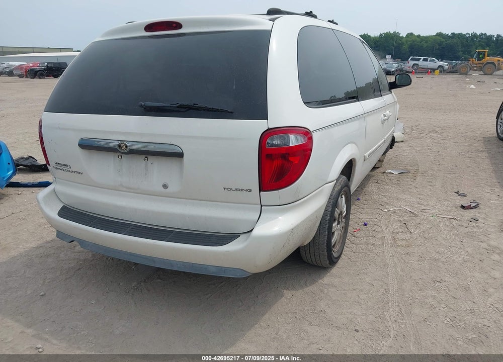 2005 CHRYSLER TOWN & COUNTRY TOURING VIN: 2C4GP54L25R582210