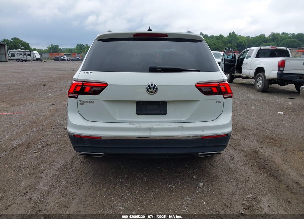 2018 VOLKSWAGEN TIGUAN 2.0T SE/2.0T SEL VIN: 3VV3B7AX4JM003656