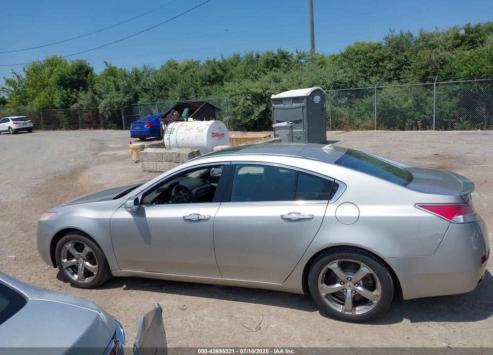 2010 ACURA TL VIN: 19UUA8F56AA011713