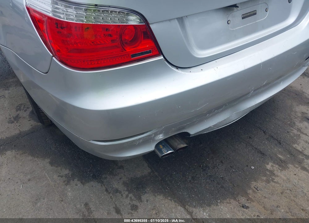 2008 BMW 528I VIN: WBANU535X8C114660