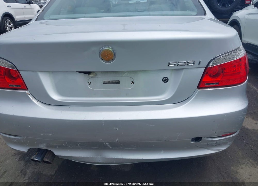2008 BMW 528I VIN: WBANU535X8C114660