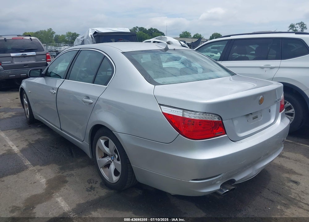 2008 BMW 528I VIN: WBANU535X8C114660