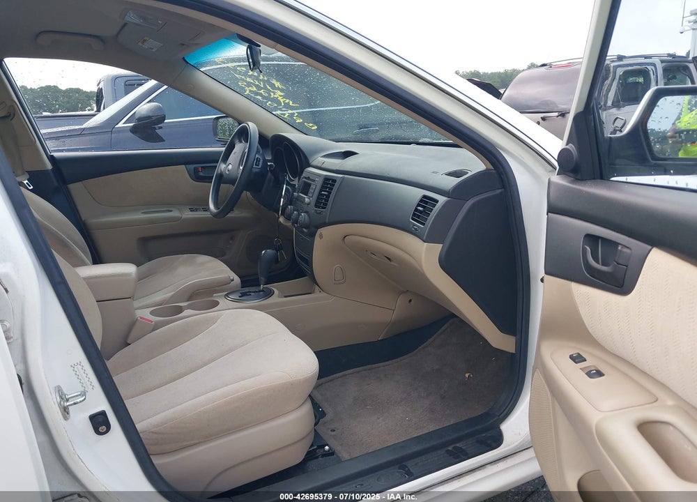 2009 KIA OPTIMA VIN: KNAGE228595324265