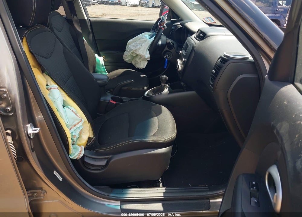 2014 KIA SOUL VIN: KNDJP3A52E7084557