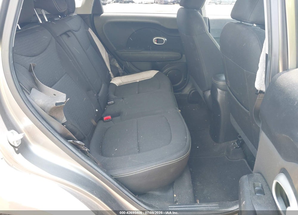 2014 KIA SOUL VIN: KNDJP3A52E7084557