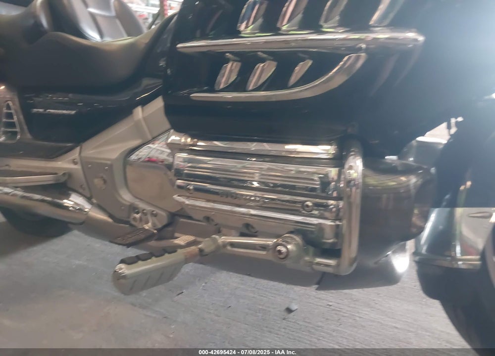 2008 HONDA GL1800 VIN: 1HFSC47FX8A714120