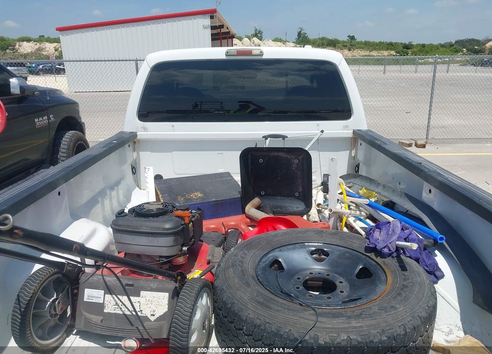 2008 FORD F-250 VIN: 1FTNF20548ED30900