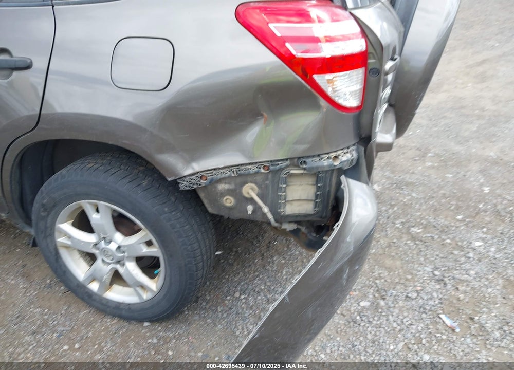 2010 TOYOTA RAV4 VIN: JTMBK4DV5AD011439