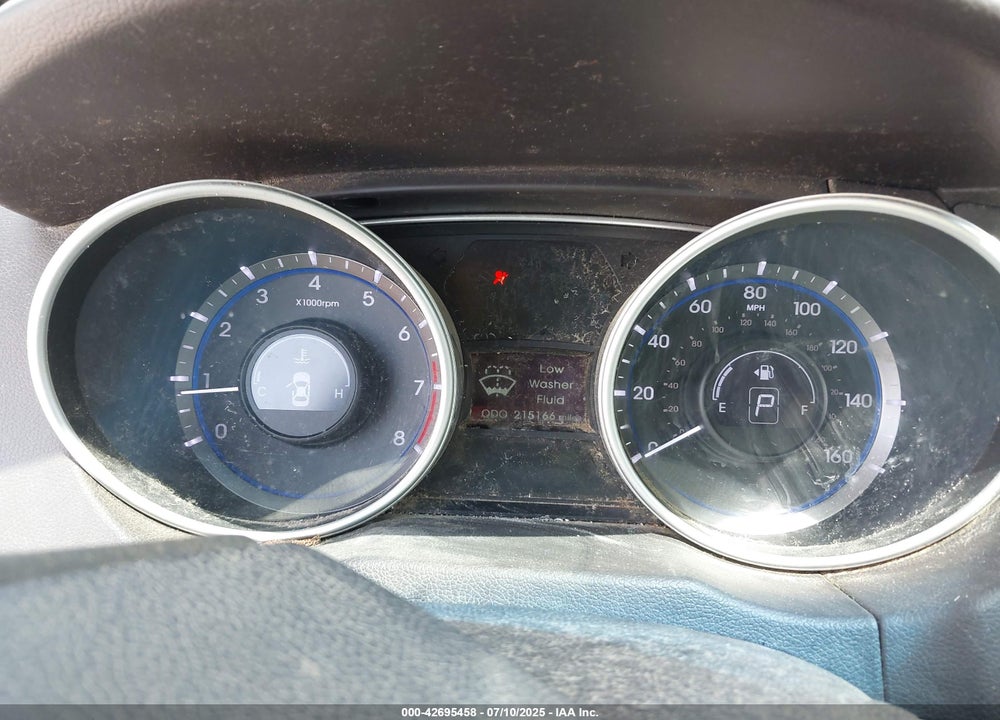 2011 HYUNDAI SONATA VIN: 5NPEB4AC6BH137191