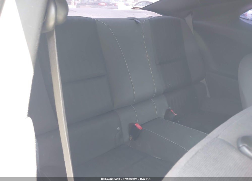 2015 CHEVROLET CAMARO VIN: 2G1FB1E33F9195774