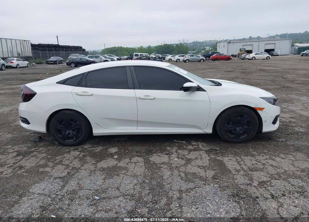 2018 HONDA CIVIC VIN: 19XFC2F51JE026342