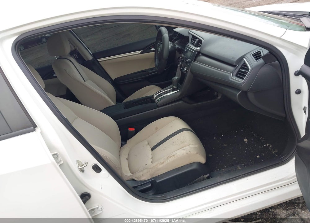 2018 HONDA CIVIC VIN: 19XFC2F51JE026342