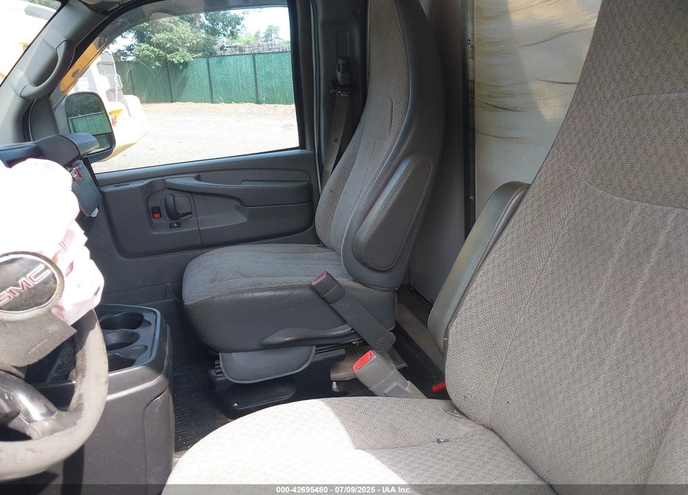 2014 GMC SAVANA CUTAWAY VIN: 1GD072CG7E1178856