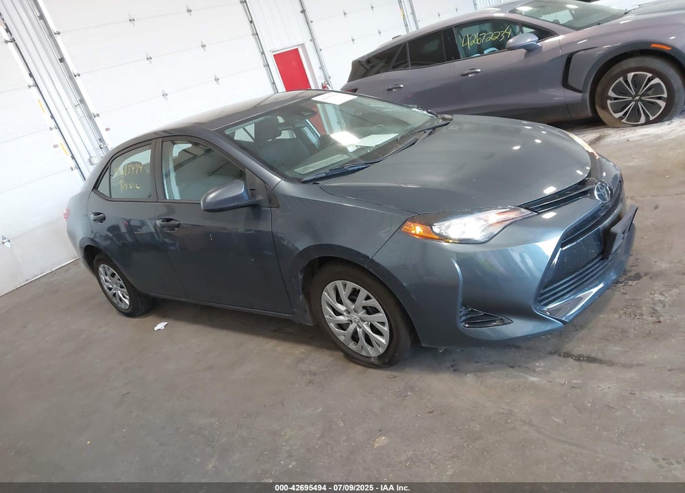 2017 TOYOTA COROLLA LE VIN: 5YFBURHE1HP643993