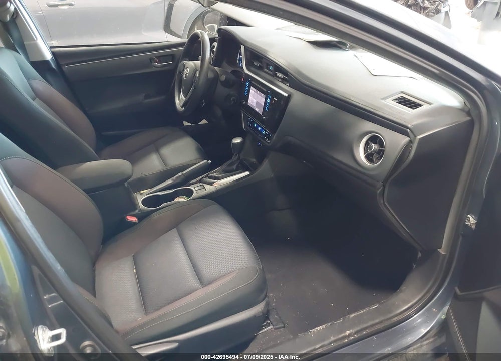 2017 TOYOTA COROLLA LE VIN: 5YFBURHE1HP643993