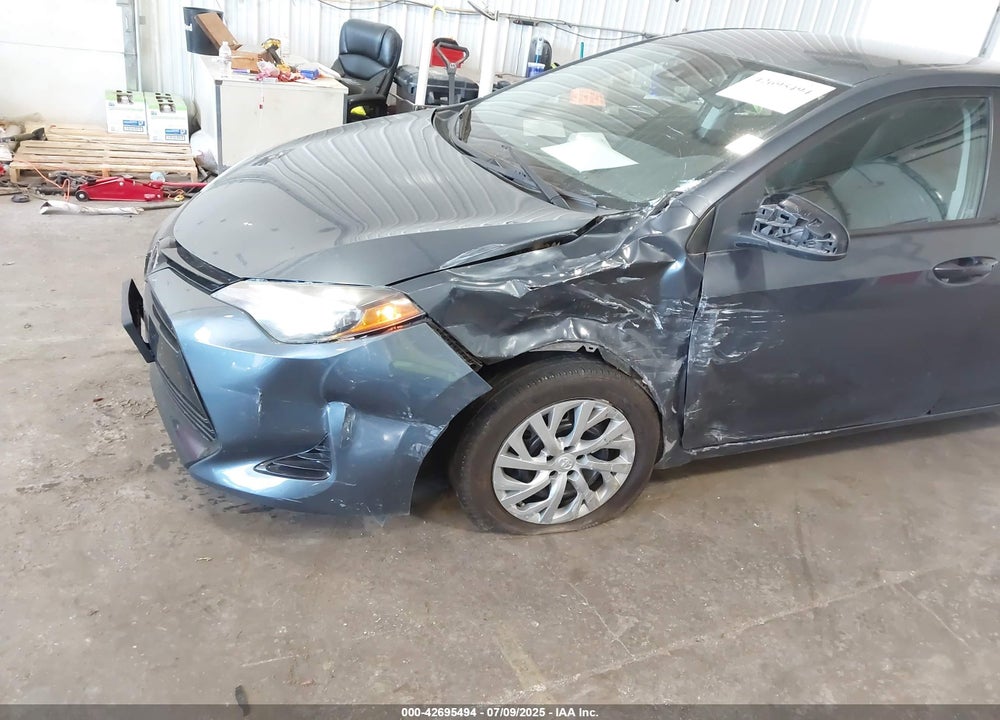 2017 TOYOTA COROLLA LE VIN: 5YFBURHE1HP643993