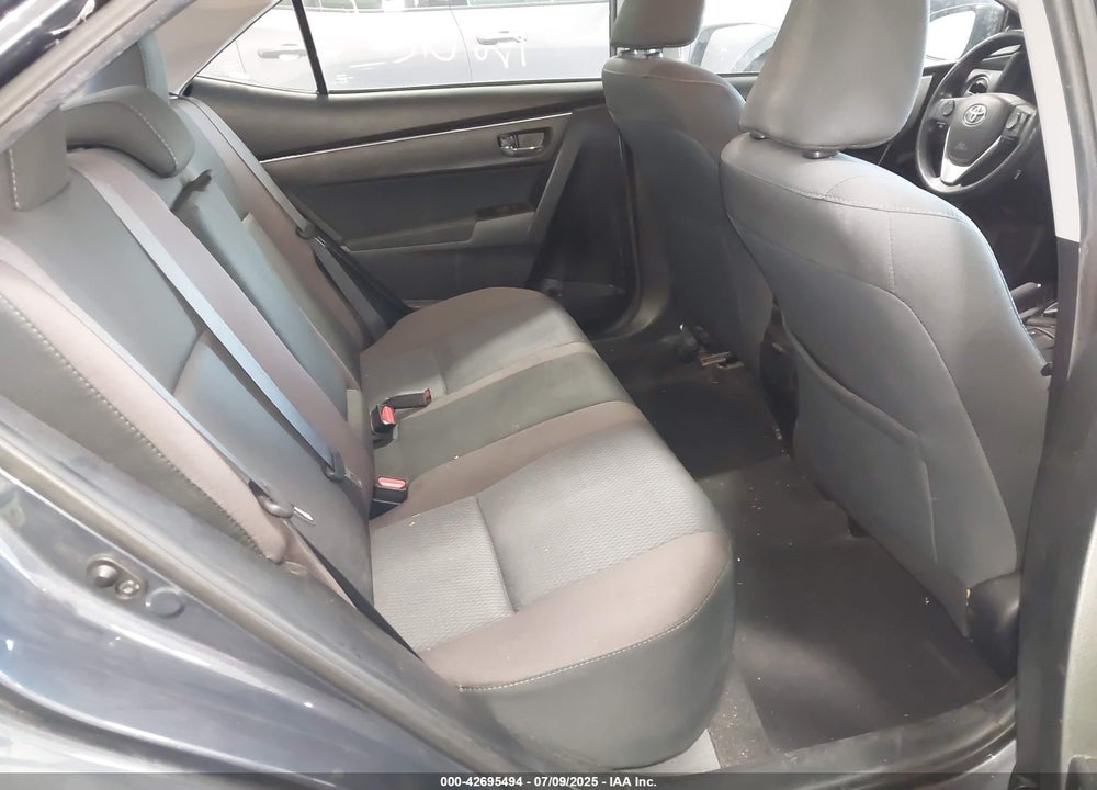 2017 TOYOTA COROLLA LE VIN: 5YFBURHE1HP643993