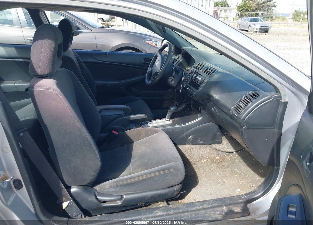 2003 HONDA CIVIC LX VIN: 1HGEM22573L002265