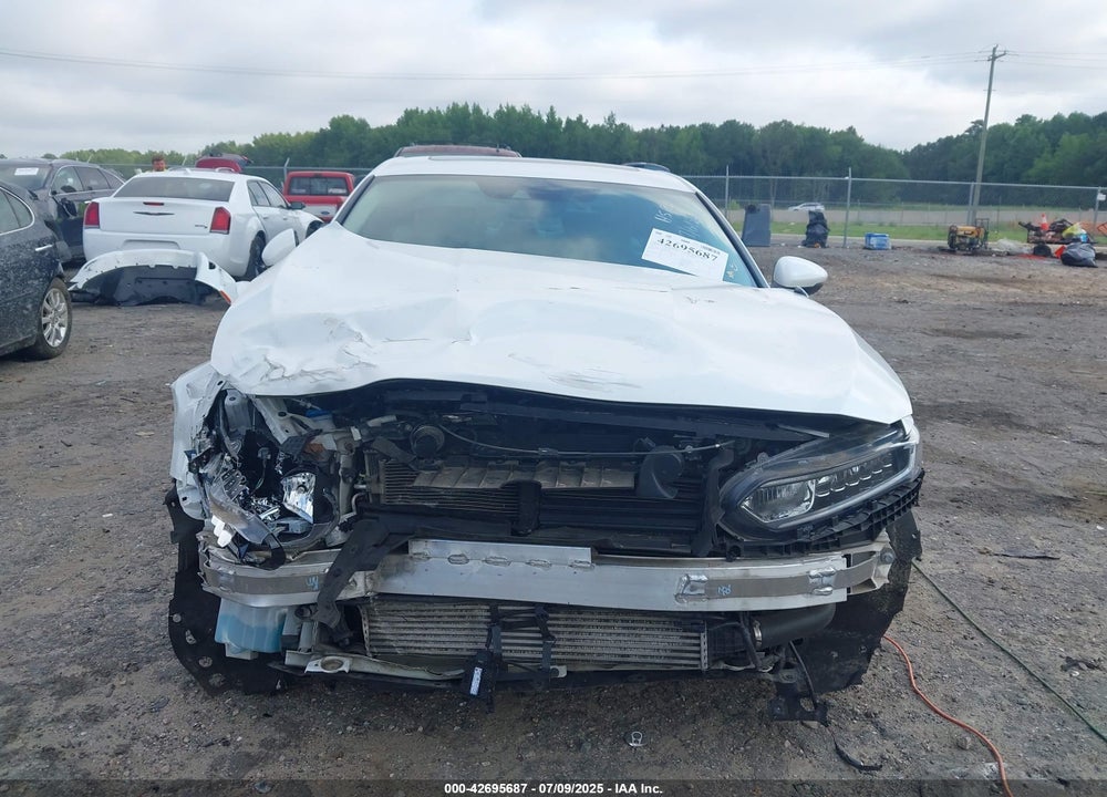 2019 HONDA ACCORD VIN: 1HGCV1F5XKA093504