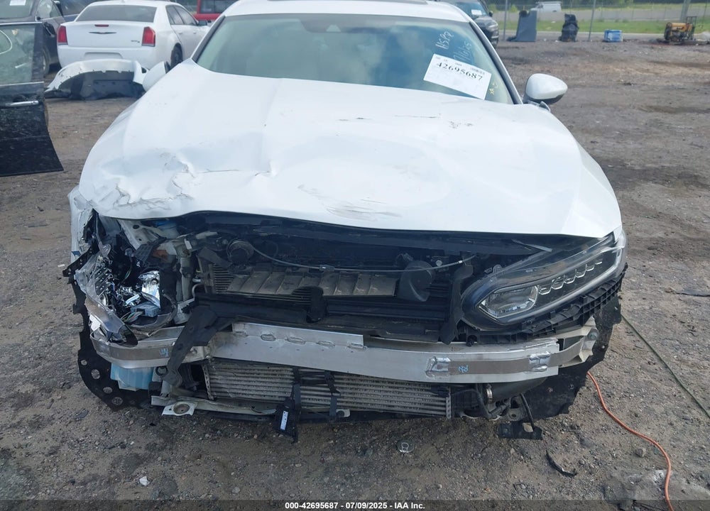 2019 HONDA ACCORD VIN: 1HGCV1F5XKA093504
