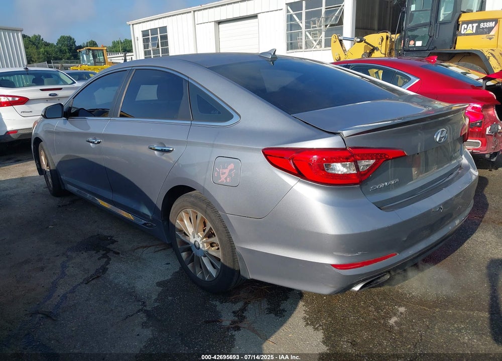 2015 HYUNDAI SONATA VIN: 5NPE34AF7FH235353
