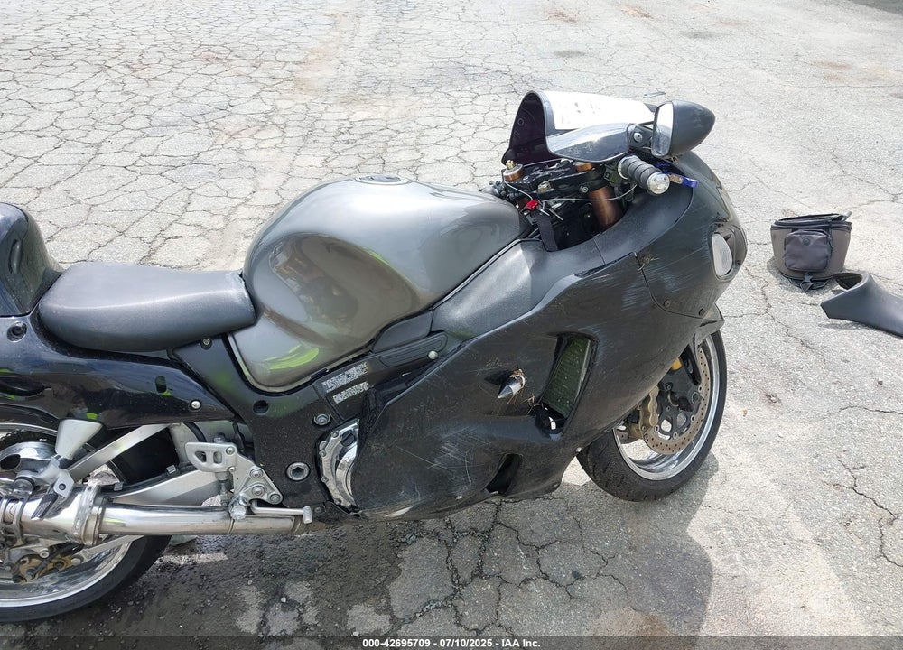 2007 SUZUKI GSX1300 VIN: JS1GW71A072101447