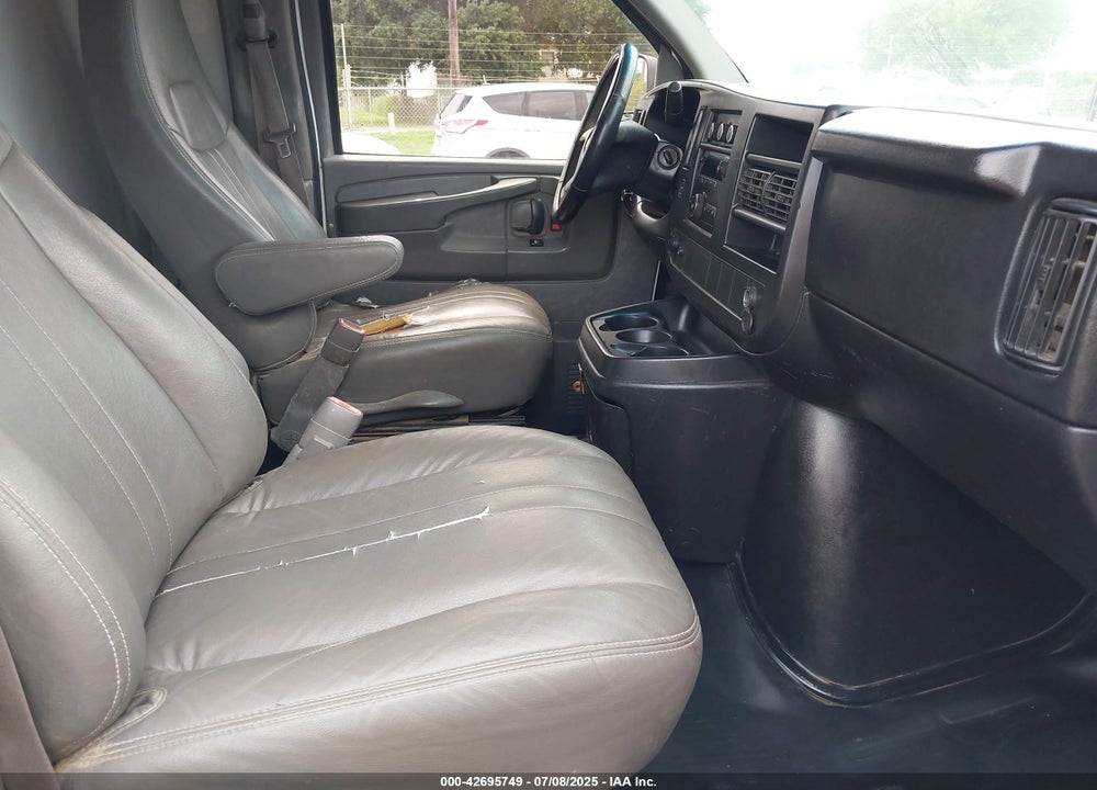 2014 CHEVROLET EXPRESS 2500 WORK VAN VIN: 1GCWGGBA8E1122630