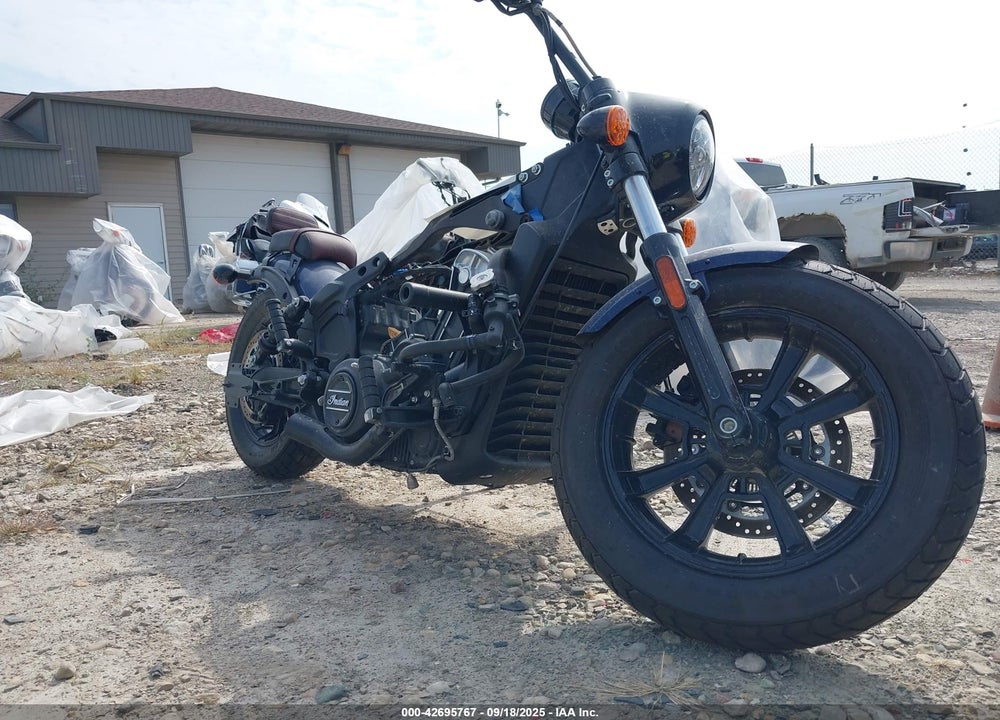 2023 INDIAN MOTORCYCLE CO. SCOUT BOBBER ABS VIN: 56KMTA009P3197610