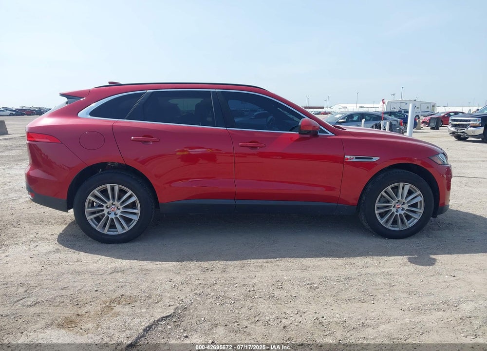 2017 JAGUAR F-PACE VIN: SADCK2BV8HA885716