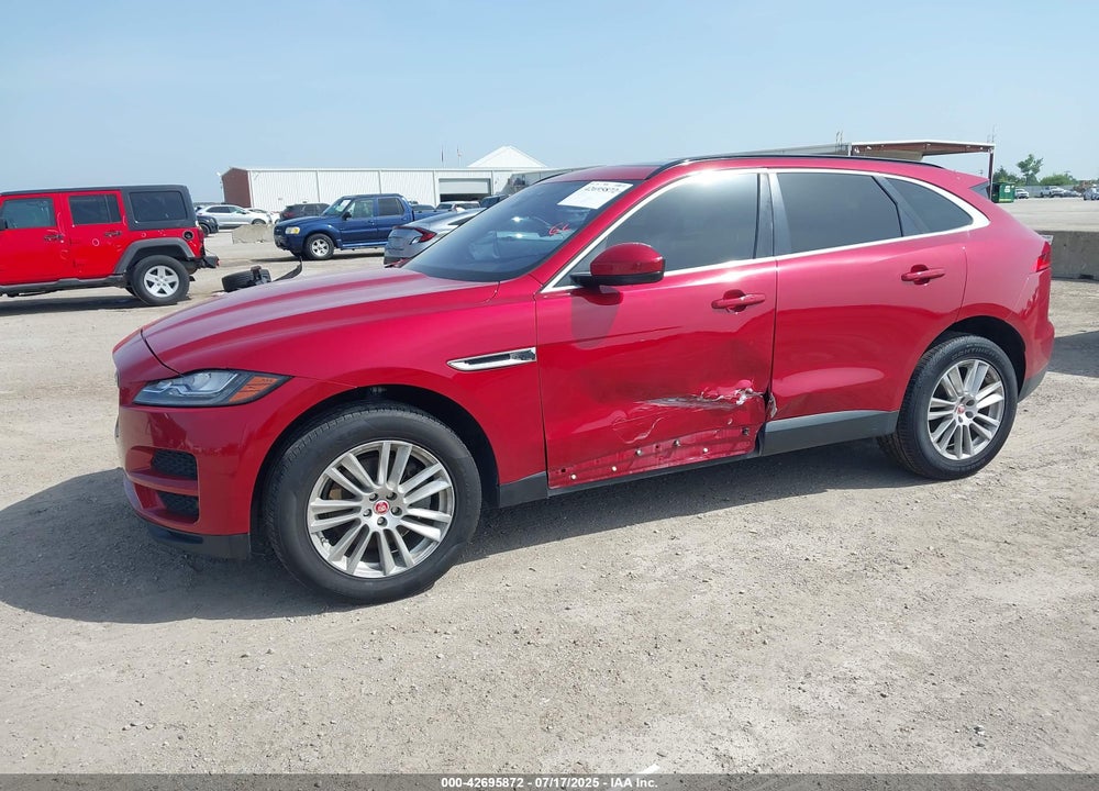 2017 JAGUAR F-PACE VIN: SADCK2BV8HA885716