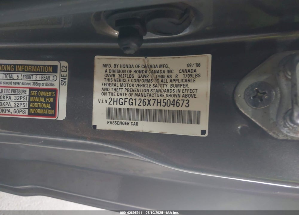 2007 HONDA CIVIC VIN: 2HGFG126X7H504673
