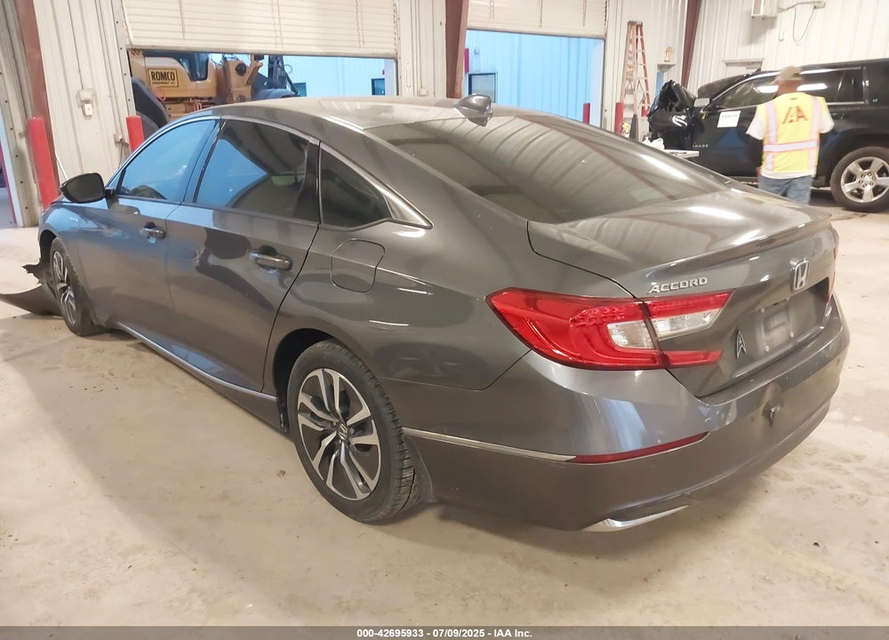 2022 HONDA ACCORD VIN: 1HGCV3F55NA021657
