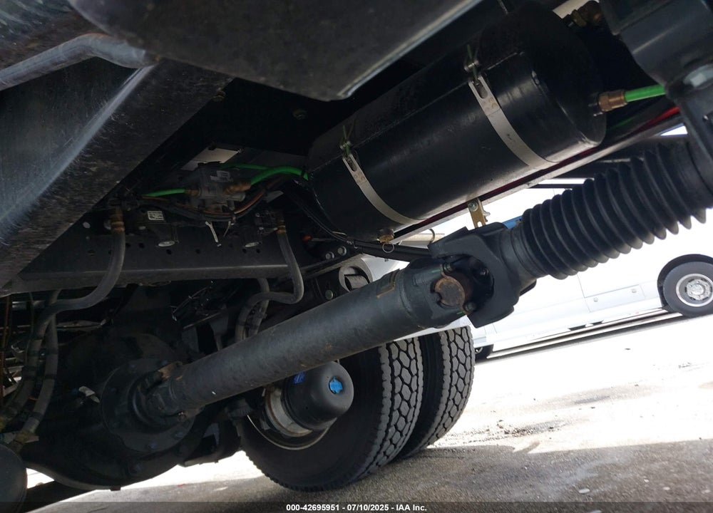 2024 MACK MD VIN: 1M2MDBAA2RS011989