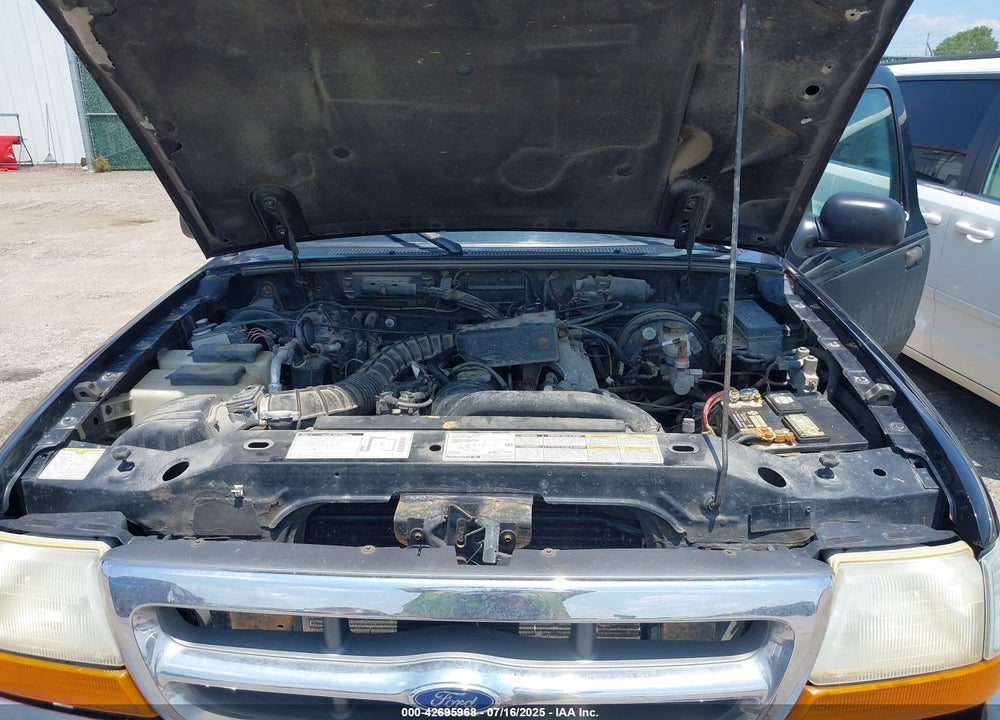 1999 FORD RANGER XL/XLT VIN: 1FTYR14C1XPB56553