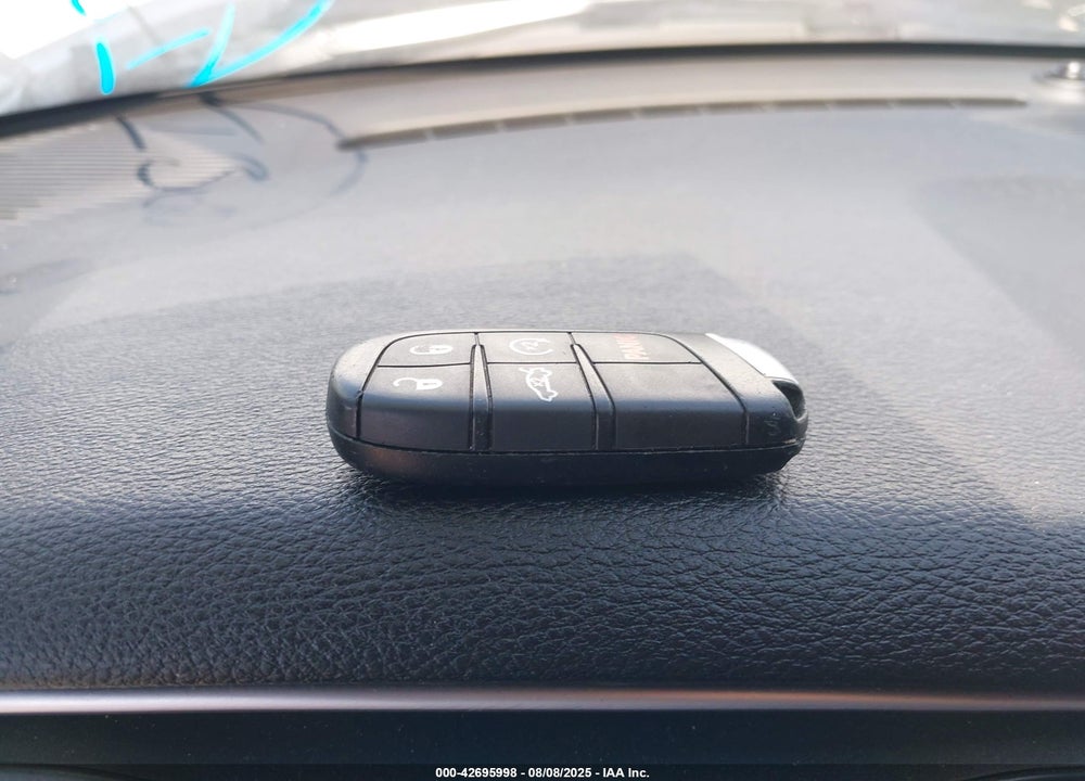 2019 DODGE CHALLENGER VIN: 2C3CDZBT3KH756504