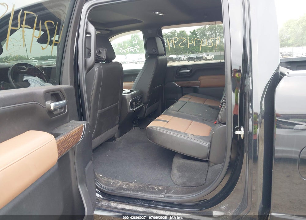 2021 CHEVROLET SILVERADO 2500HD 4WD STANDARD BED HIGH COUNTRY VIN: 1GC4YREY3MF132945