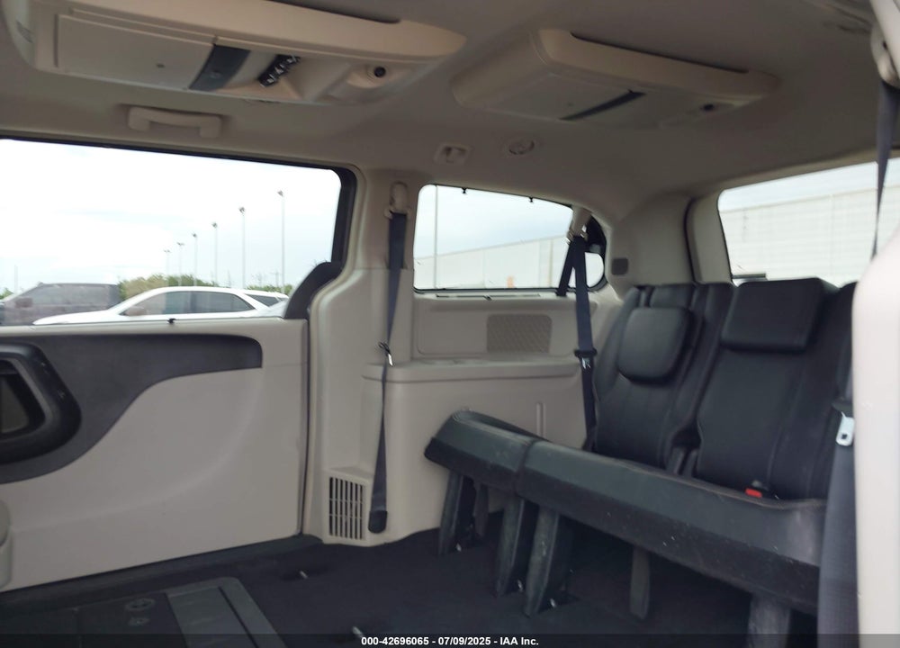 2016 CHRYSLER TOWN & COUNTRY TOURING-L ANNIVERSARY EDITION VIN: 2C4RC1CG4GR271463