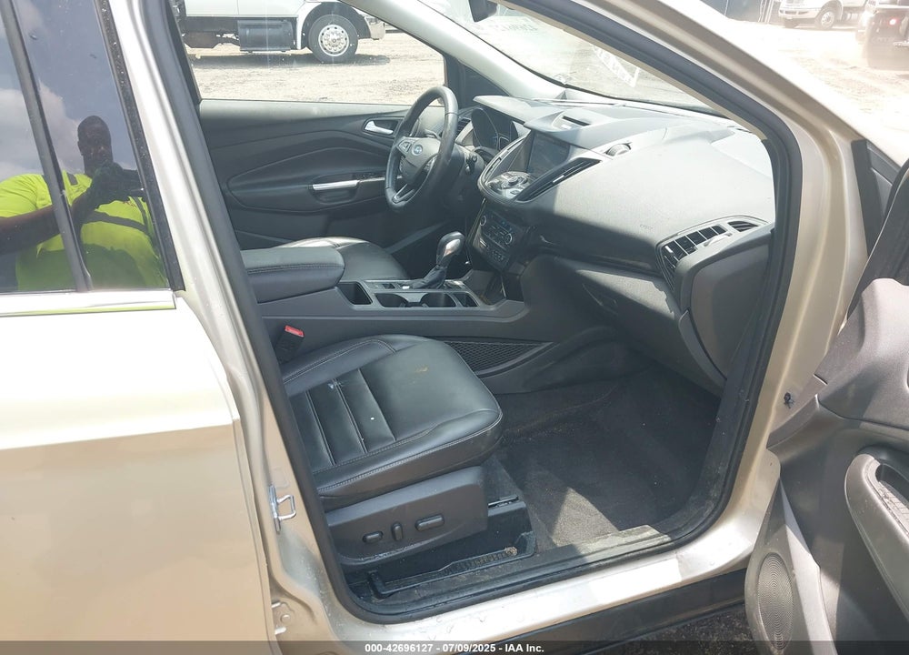 2018 FORD ESCAPE VIN: 1FMCU9J99JUA66510