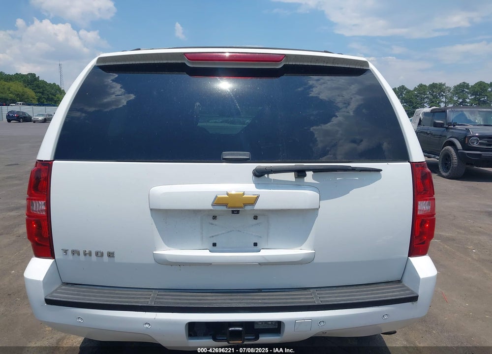 2013 CHEVROLET TAHOE VIN: 1GNSCBE07DR328268