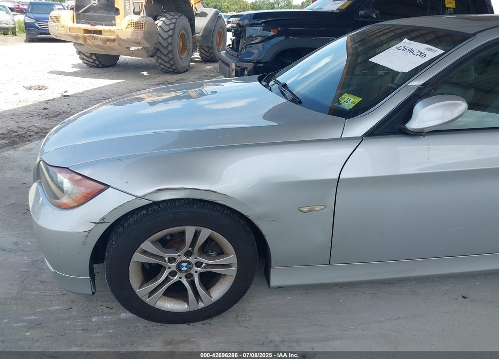 2008 BMW 328I VIN: WBAVA37578NL50095